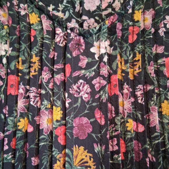 Torrid Black Floral Flutter Sleeve Blouse Women's Size 1 - Picture 10 of 13